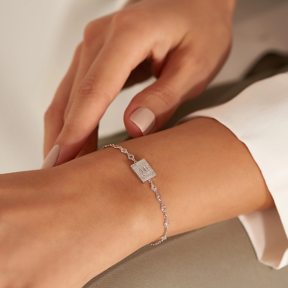 Allure 0.58 CT Baguette Cut Diamond and Rose Cut Diamond Bracelet - Nev Jewellery (1)