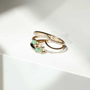 Auriga 0.54 CT Emerald and Diamond Black Enamel Ring - Nev Jewellery (1)