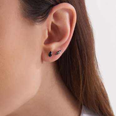 Black Spike Gold Single Earring - Nev Jewellery (1)