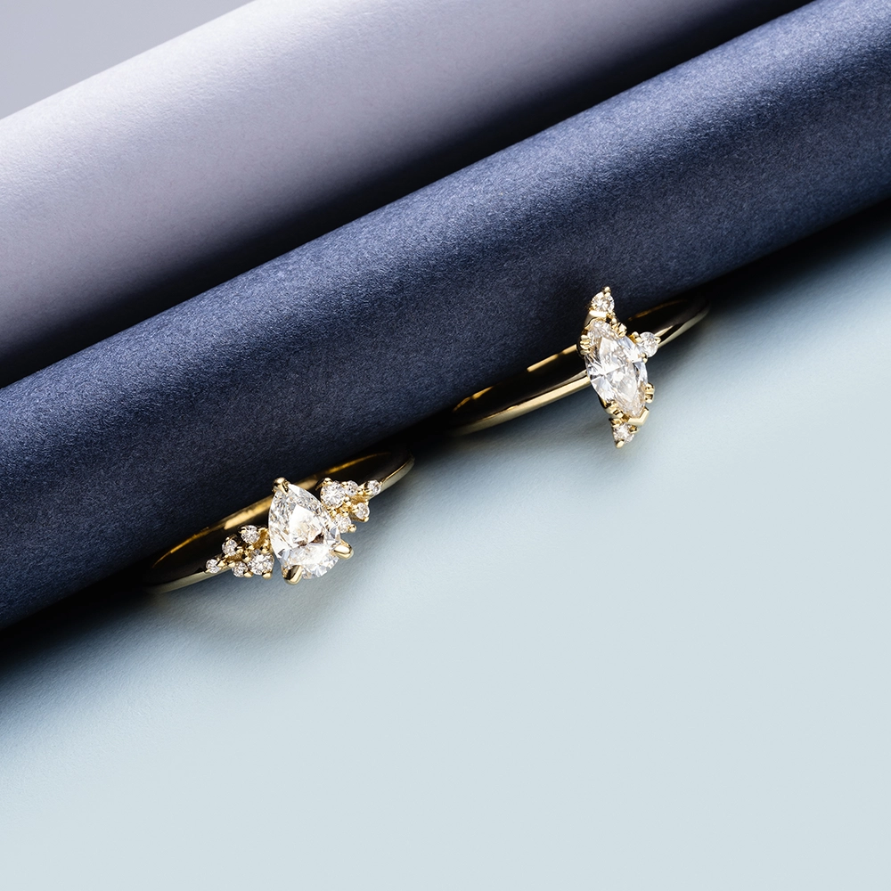 Daphne 0.48 CT Pear Cut Diamond Yellow Gold Ring - 5