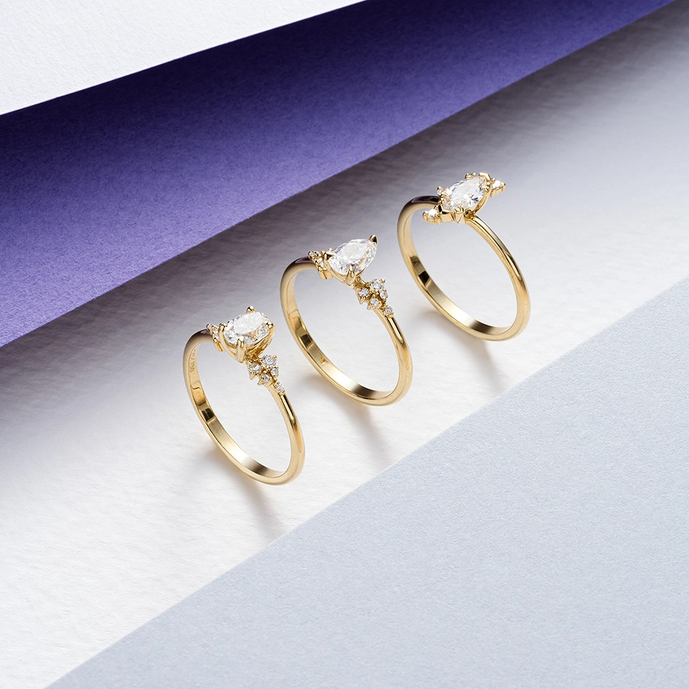 Daphne 0.48 CT Pear Cut Diamond Yellow Gold Ring - 7