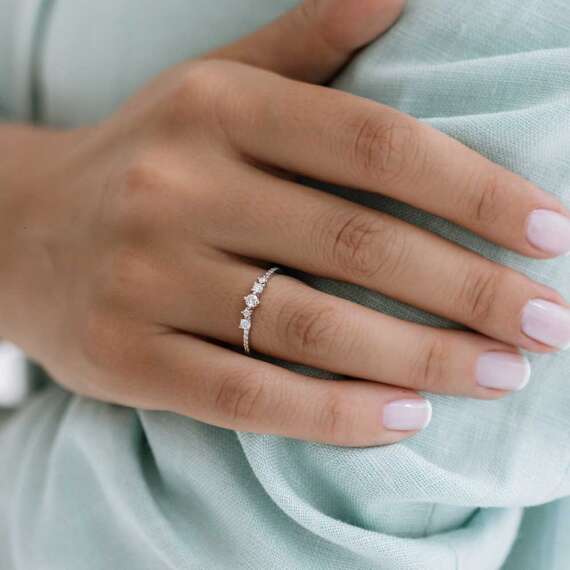 0.26 CT Diamond White Gold Ring - 1