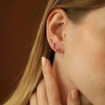 Echo Pink Sapphire Rose Gold Single Earring - Nev Jewellery (1)