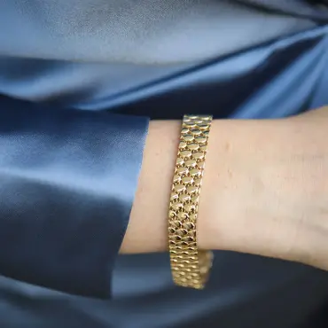 Glassy Yellow Gold Bracelet - Nev Jewellery (1)