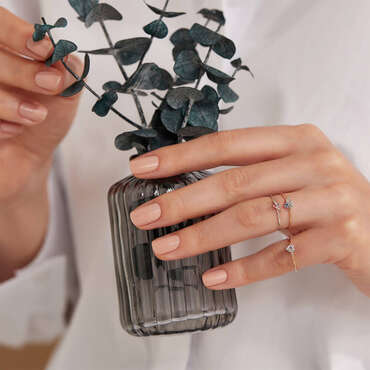 Hearts 0.07 CT Orange Sapphire and Diamond Ring - Nev Jewellery