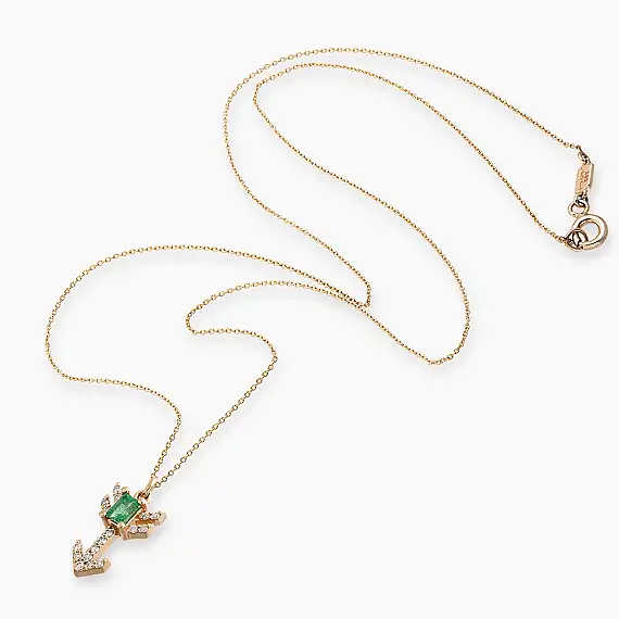 Little Arrow 0.23 CT Emerald and Diamond Pendant - 3