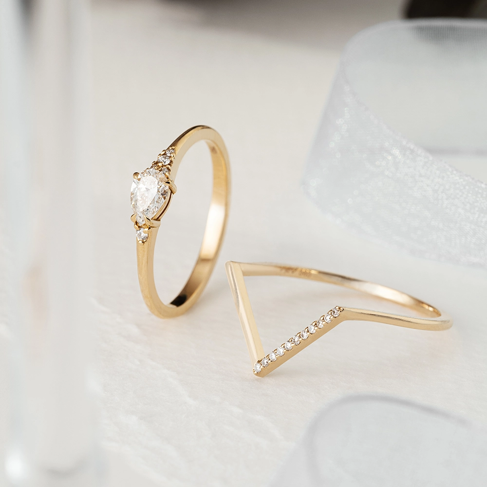 Moira 0.35 CT Pear Cut Diamond Rose Gold Ring - 7