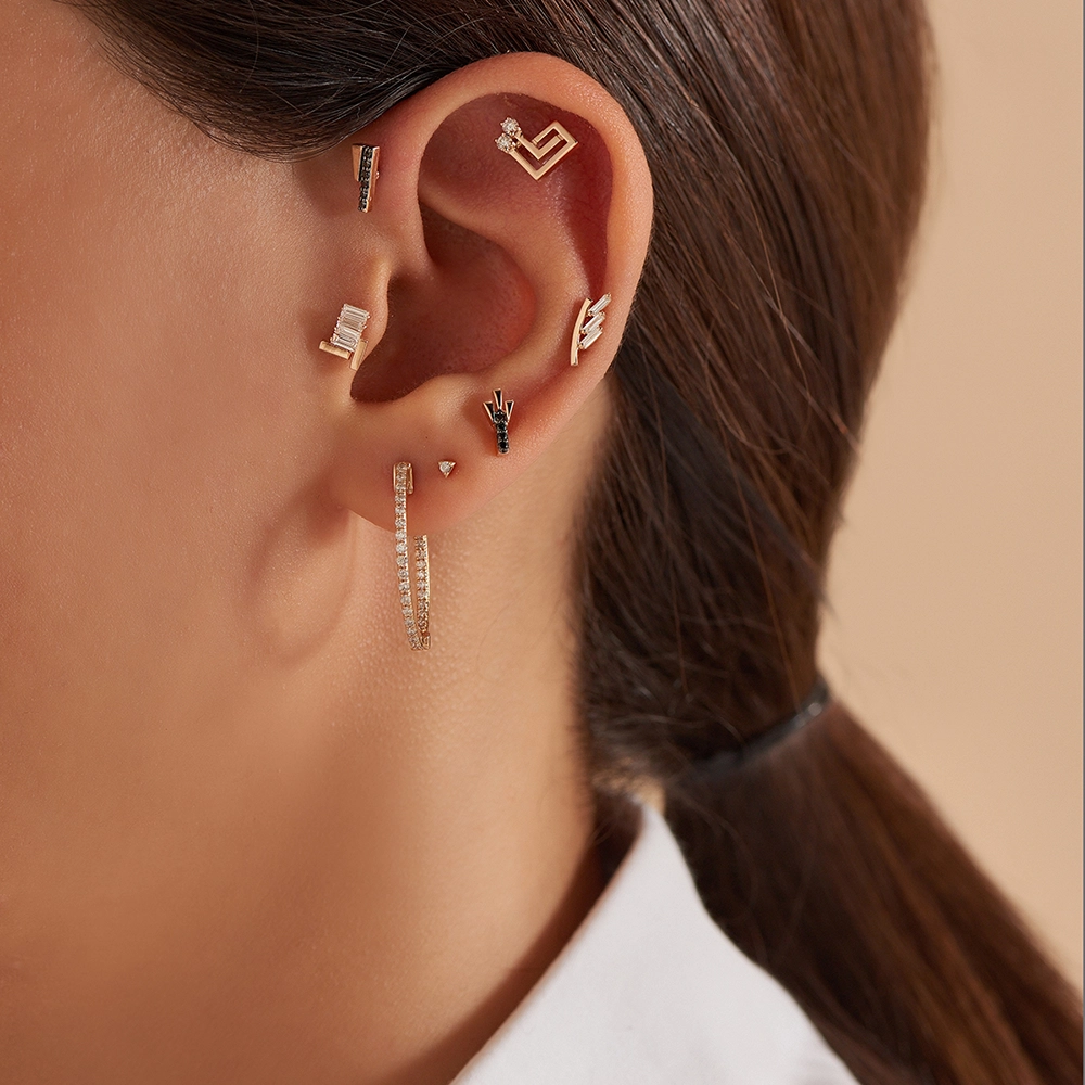 Pylon Black Diamond Rose Gold Piercing - Nev Jewellery (1)