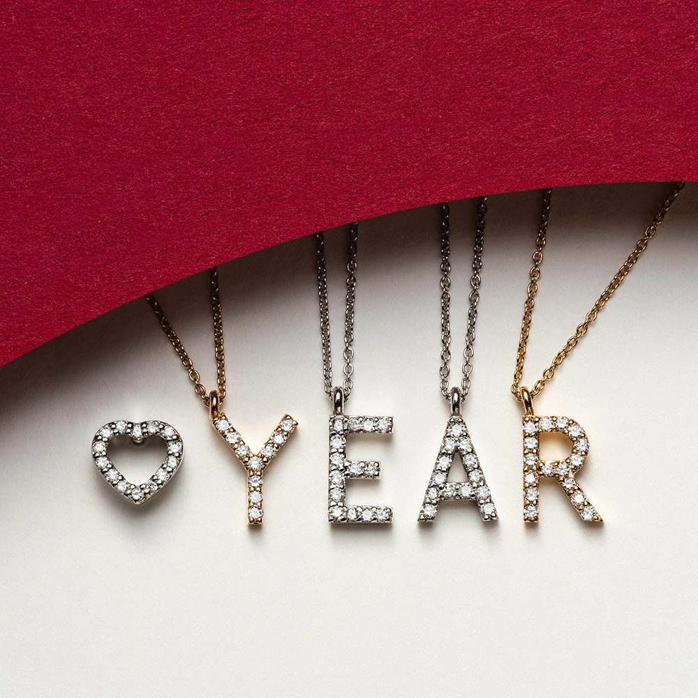 R Letter 0.10 CT Diamond Rose Gold Necklace - 3