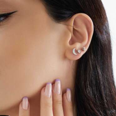 Seed 0.09 CT Baguette Cut Diamond and Purple Sapphire Mini Single Earring - Nev Jewellery (1)