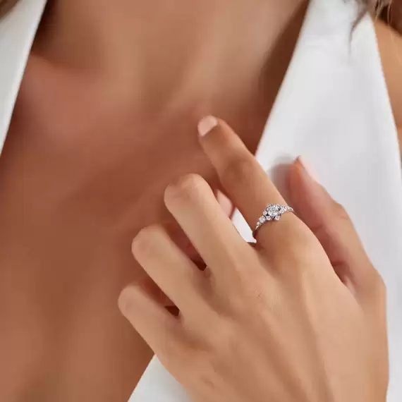 Snow 0.58 CT Diamond White Gold Ring - 2