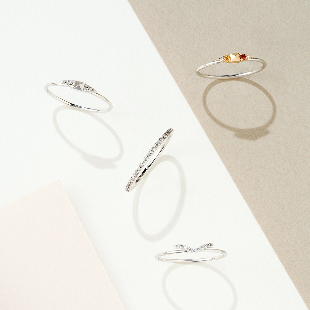 White Spike 0.04 CT Diamond Ring - 4