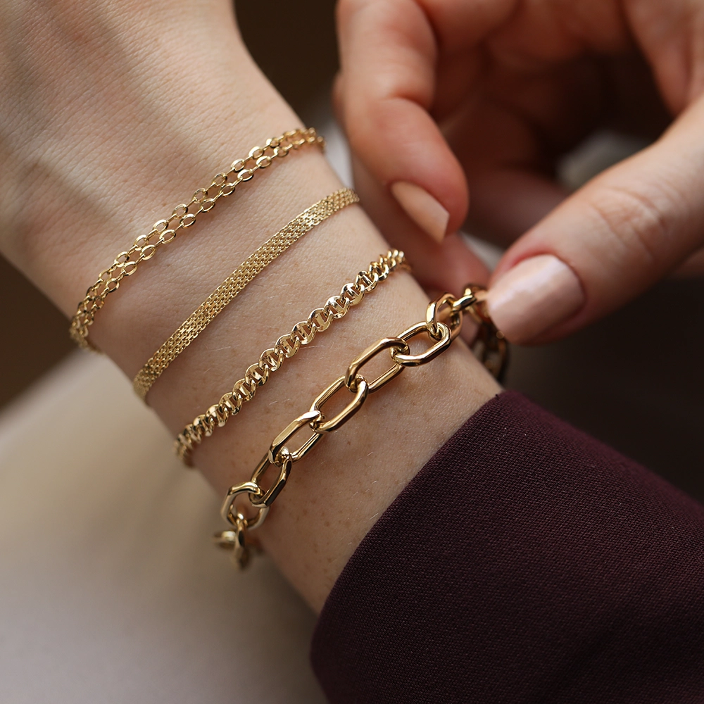 Woozy Yellow Gold Bracelet - Nev Jewellery (1)