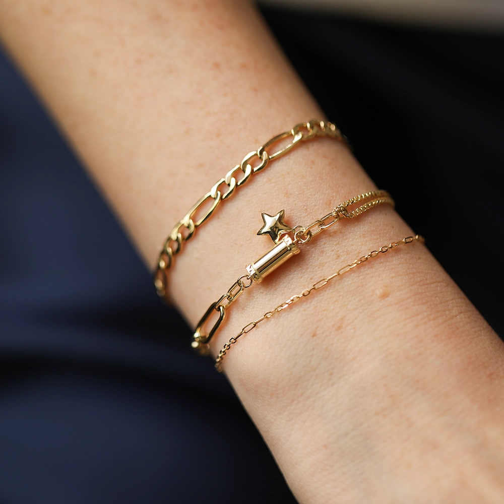 Yellow Gold Italian Figaro Bracelet - Nev Jewellery (1)