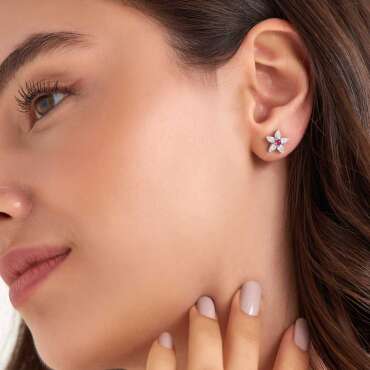 Flower 1.31 CT Pink Safir ve Pırlanta Taşlı Beyaz Altın Küpe - Nev Jewellery (1)