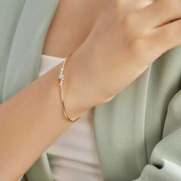 Gala 0.48 CT Orange Sapphire and Diamond Bracelet - Nev Jewellery (1)