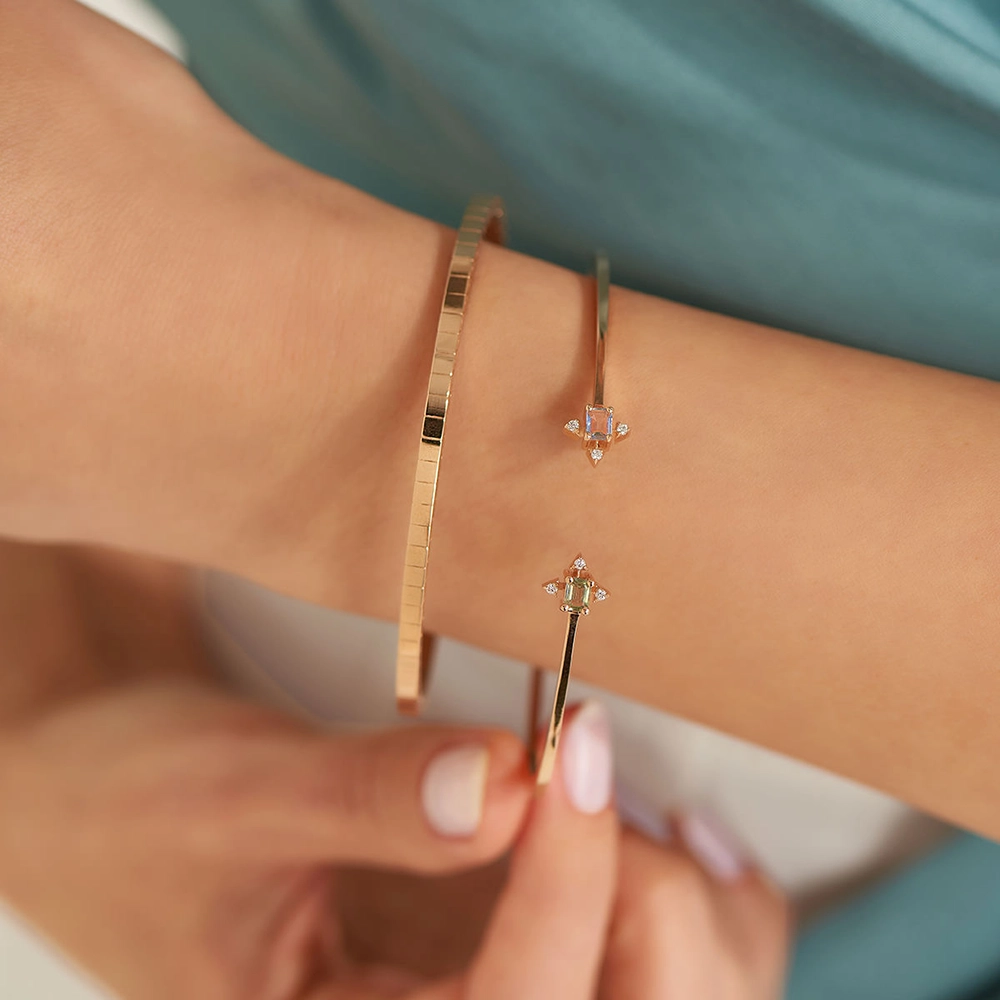 Halleystar Pırlanta ve Safir Taşlı Kelepçe Bilezik - Nev Jewellery (1)