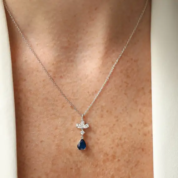 Julia 1.66 CT Safir ve Pırlanta Taşlı Beyaz Altın Kolye - 2