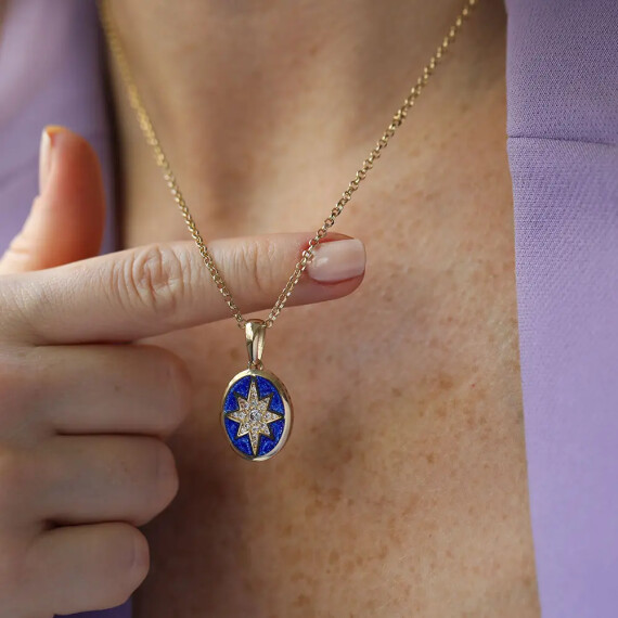 Kutup Yıldızı Mavi Mineli ve Taşlı Sarı Altın Kolye Ucu - Nev Jewellery