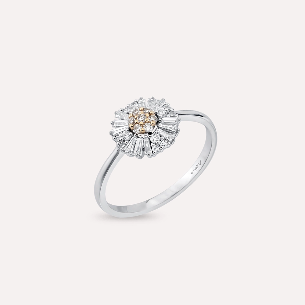 Luisa 0.39 CT Trapeze Cut Diamond White Gold Ring - 4