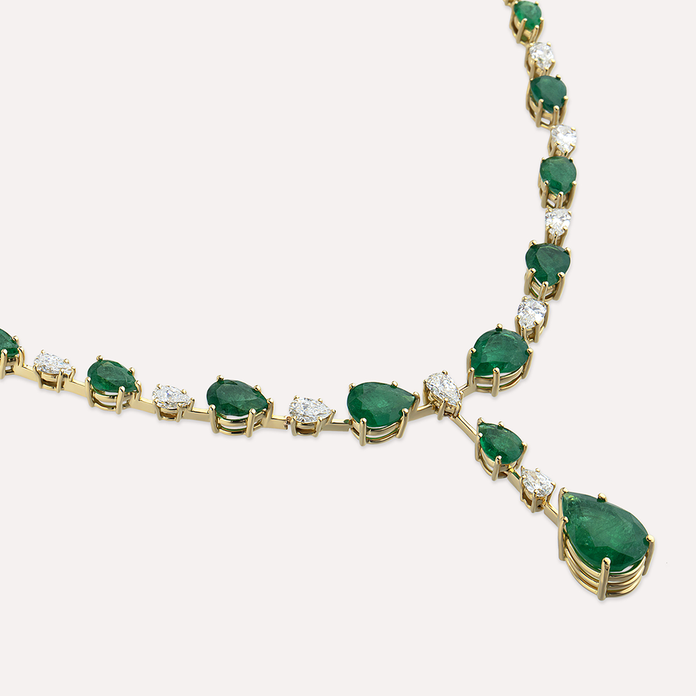 Lush Teardrop Cut Emerald and Diamond Yellow Gold Necklace - 3