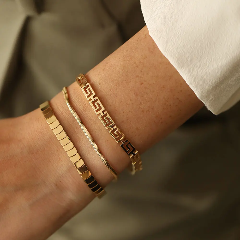 Mazel Yellow Gold Bracelet - Nev Jewellery (1)