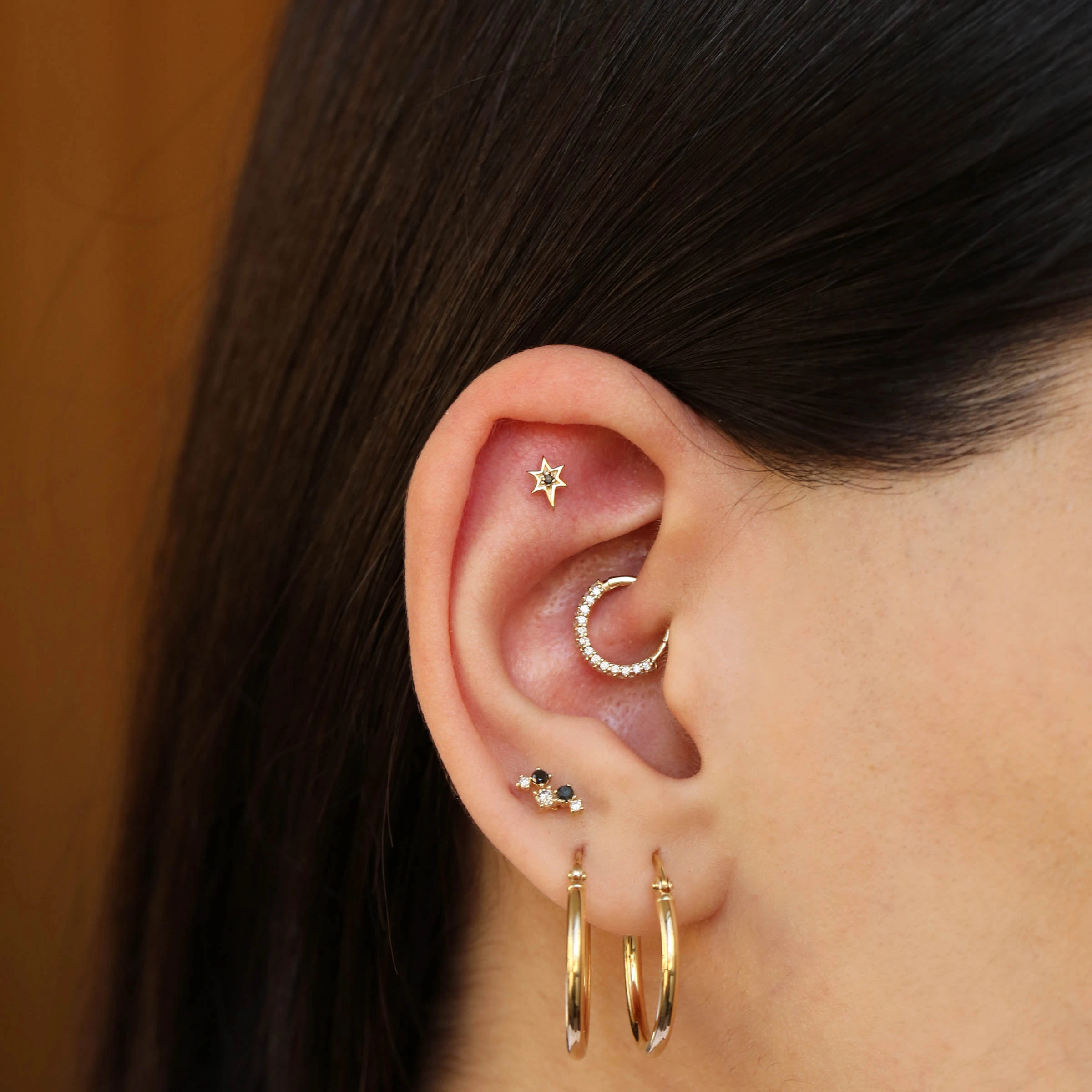 North Siyah Pırlanta Taşlı Sarı Altın Piercing - Nev Jewellery (1)