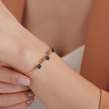 Paradise 0.38 CT Sapphire Rose Gold Flower Shaped Bracelet - Nev Jewellery (1)