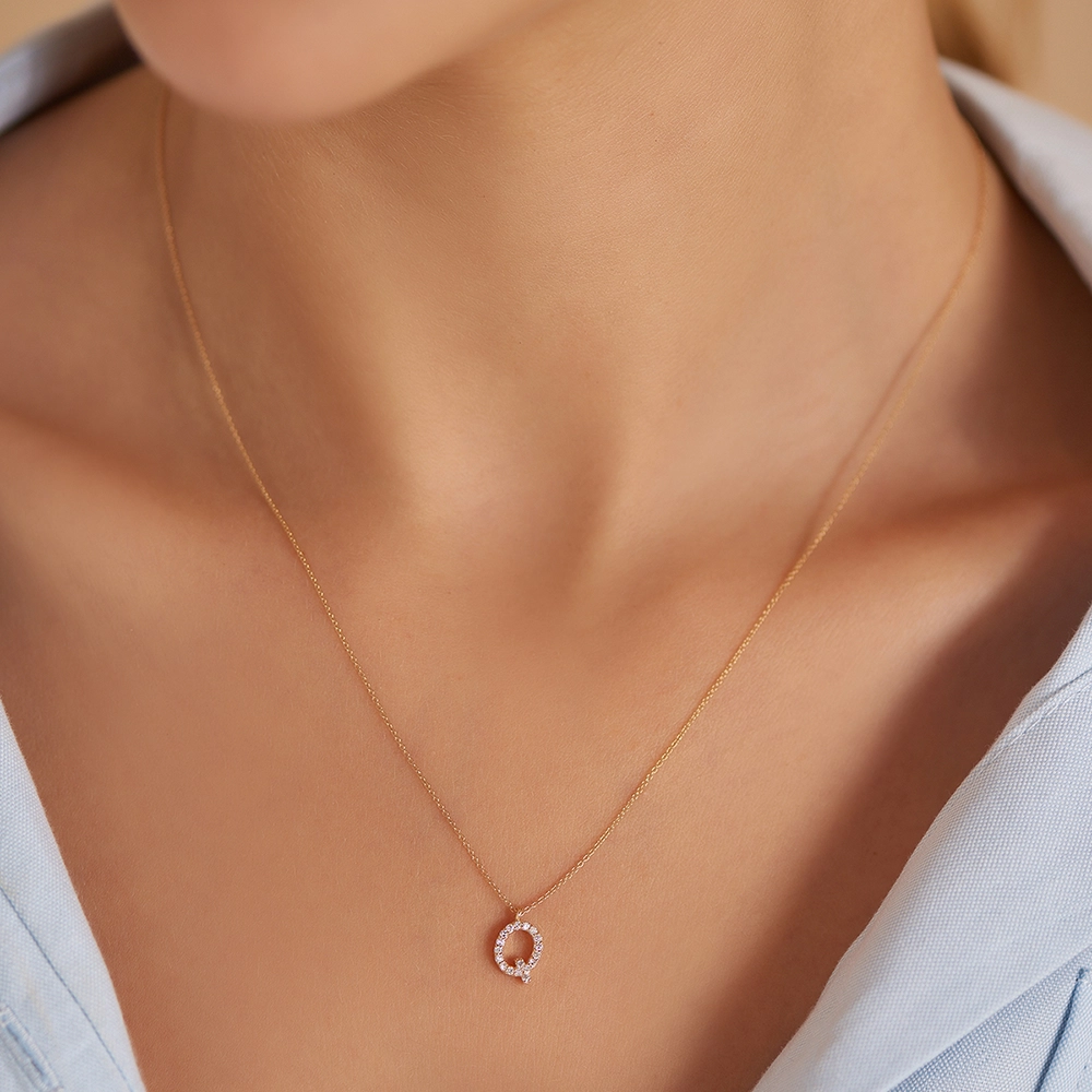 Q Harf 0.12 CT Pırlanta Taşlı Rose Altın Kolye - Nev Jewellery (1)
