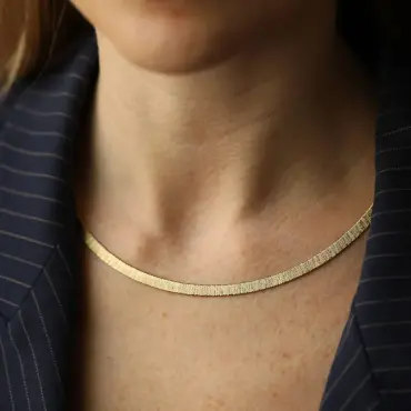 Rose Gold Italian Stud Necklace - Nev Jewellery (1)