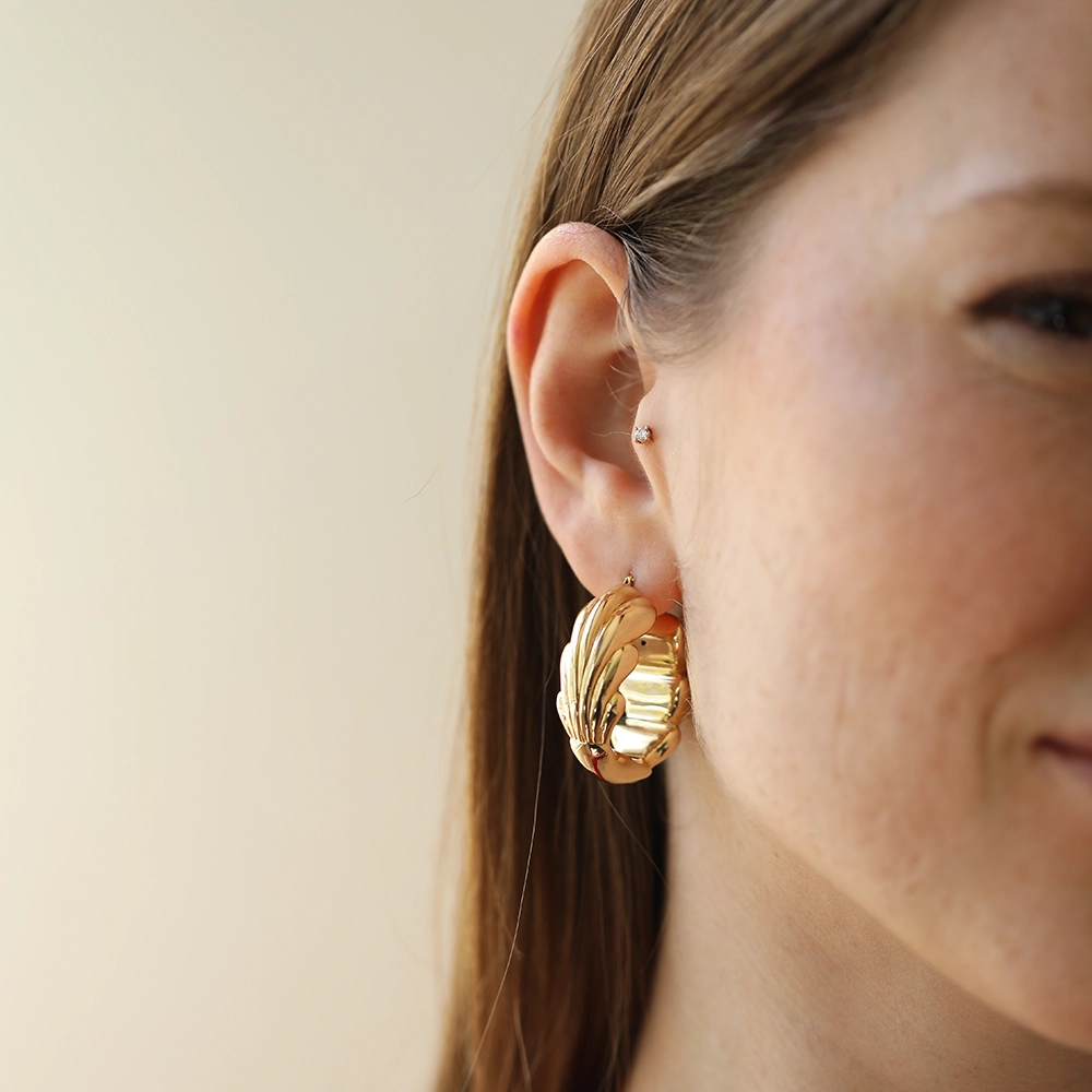 Seashell Yellow Gold Italian Earring - 4