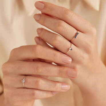 Seed 0.10 CT Siyah Pırlanta Taşlı Rose Altın Yüzük - Nev Jewellery (1)