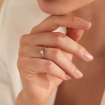 Seed 0.16 CT Baget Pırlanta Taşlı Beyaz Altın Yüzük - Nev Jewellery (1)