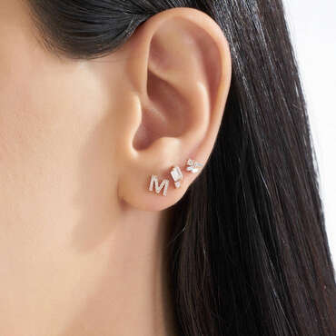 Seed 0.16 CT Baget Pırlanta Taşlı Rose Altın Mini Tek Küpe - Nev Jewellery