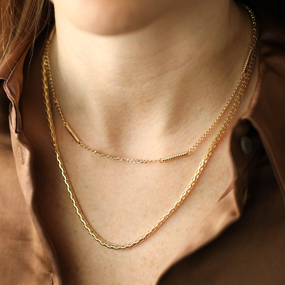 Svelt Yellow Gold Italian Necklace - 2