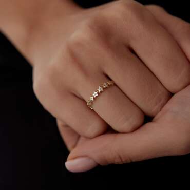 Yıldız Taşlı Yüzük - NEV JEWELLERY