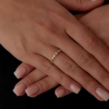 Yıldız Taşlı Yüzük - NEV JEWELLERY (1)