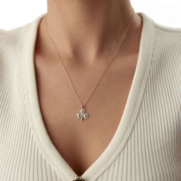 Yonca Kalp Taşlı Kolye - NEV JEWELLERY